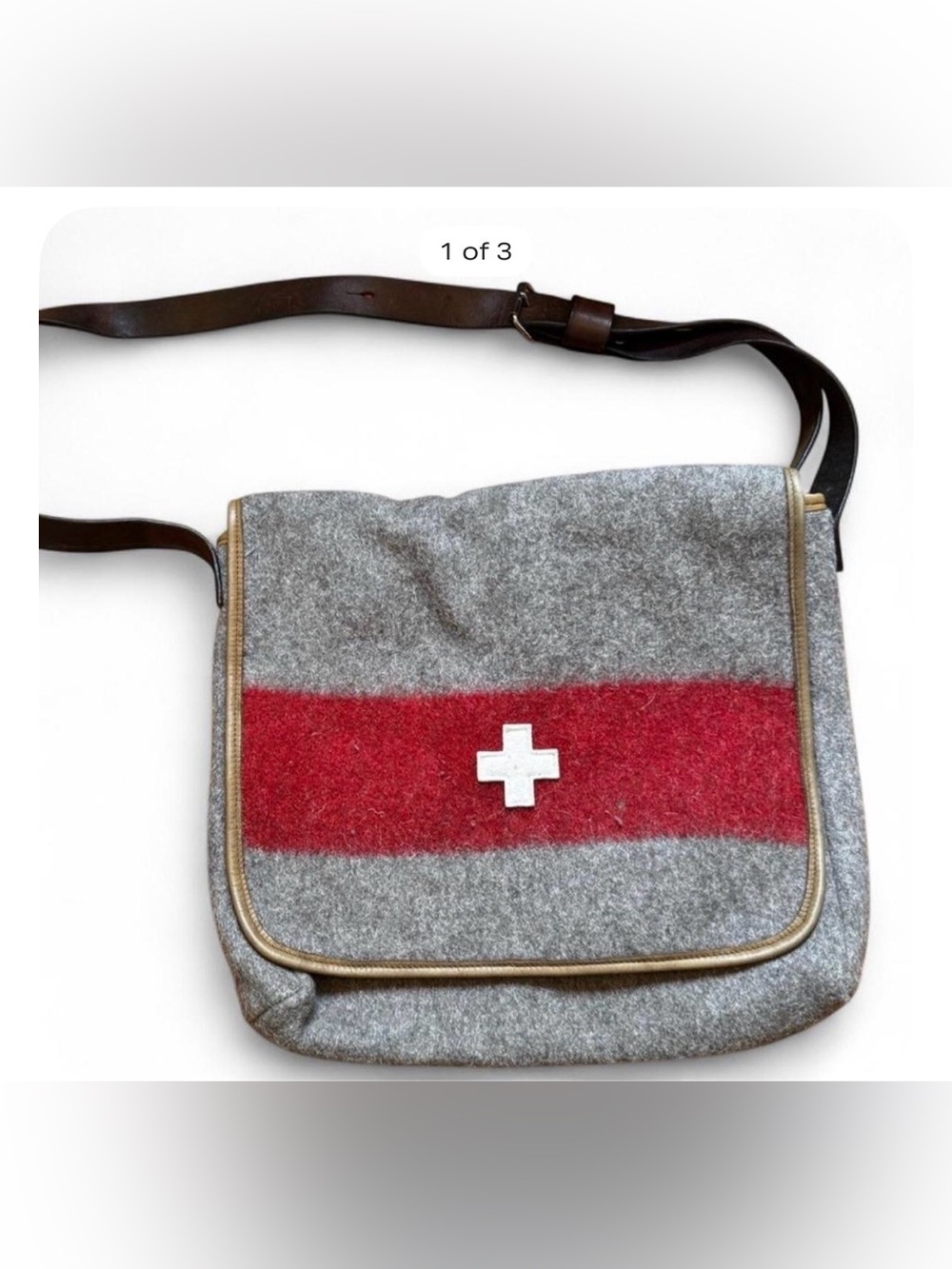 Karlen of Swiss Army Messenger Bag